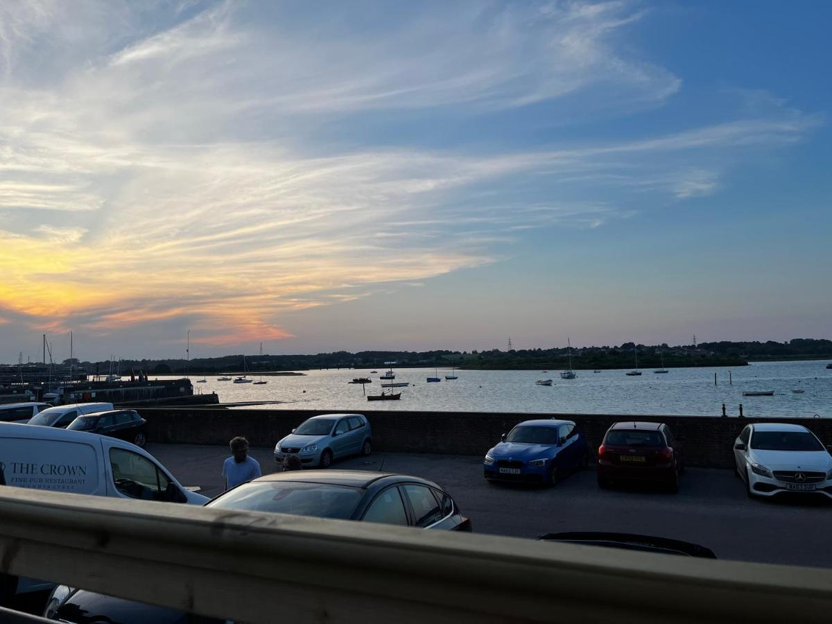 The Crown Pub And Hotel Manningtree Εξωτερικό φωτογραφία