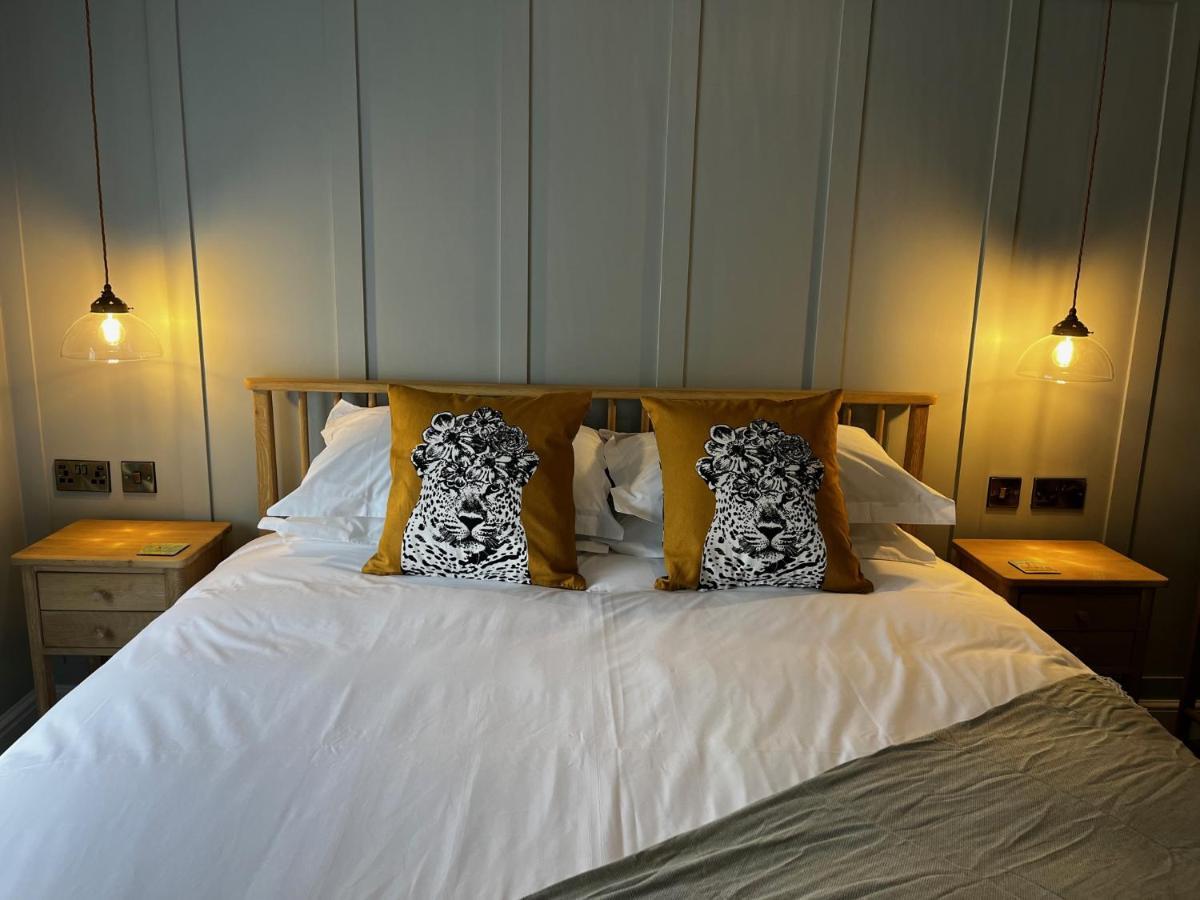 The Crown Pub And Hotel Manningtree Εξωτερικό φωτογραφία