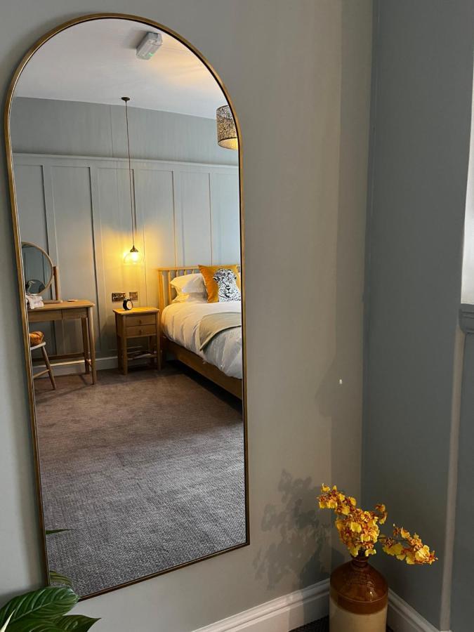 The Crown Pub And Hotel Manningtree Εξωτερικό φωτογραφία